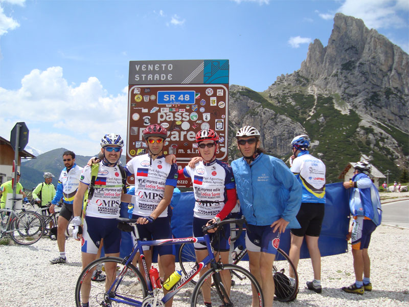 gal/2010/07 - Sella Ronda Bike Day 2010/03_il_mega_giro del sabato/18falzarego-01.jpg